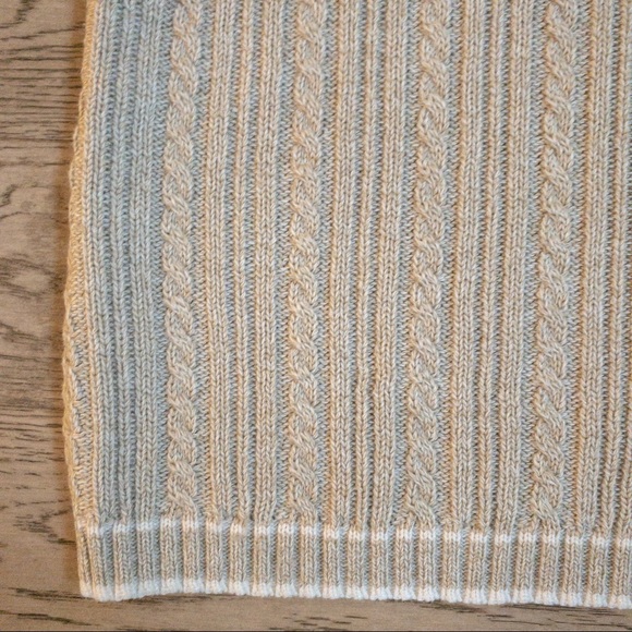 light grey knit tee - Picture 7 of 8